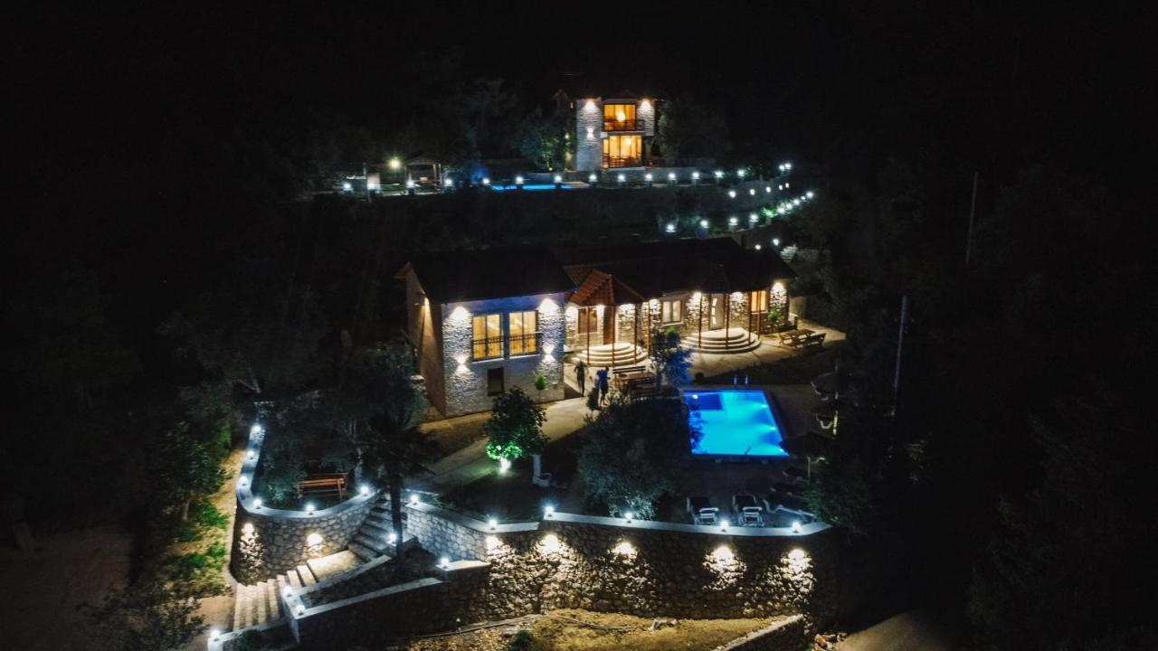 אולסינץ' Rustic Villas Barlovic מראה חיצוני תמונה