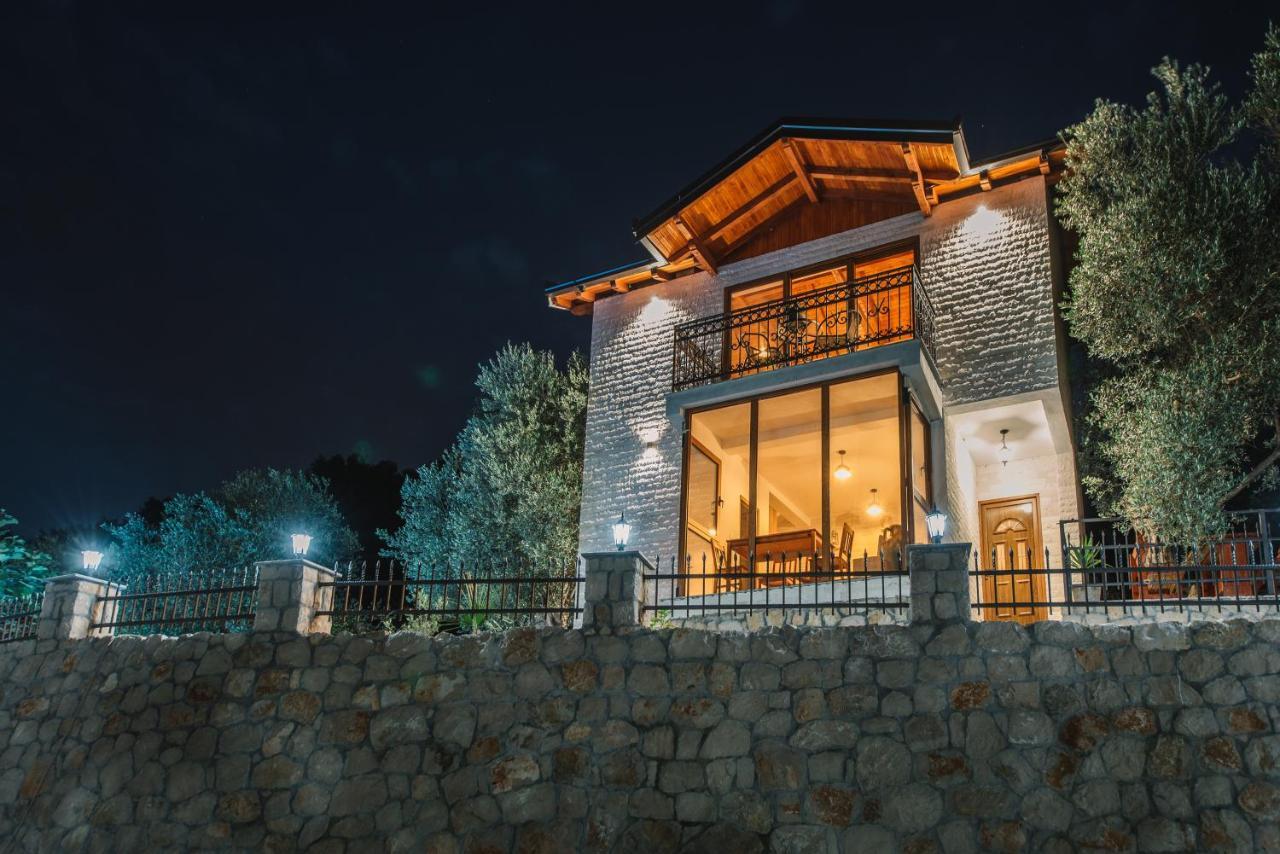אולסינץ' Rustic Villas Barlovic מראה חיצוני תמונה