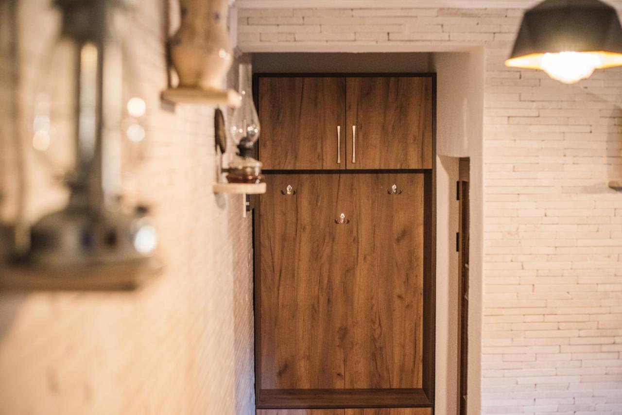 אולסינץ' Rustic Villas Barlovic מראה חיצוני תמונה