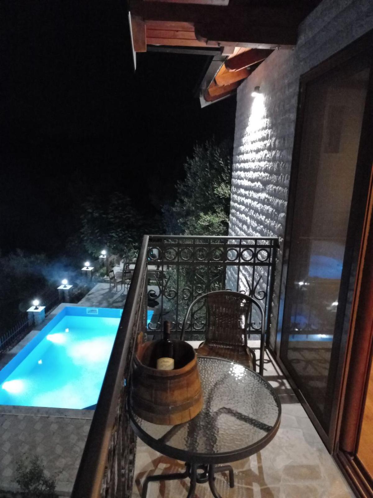 אולסינץ' Rustic Villas Barlovic מראה חיצוני תמונה